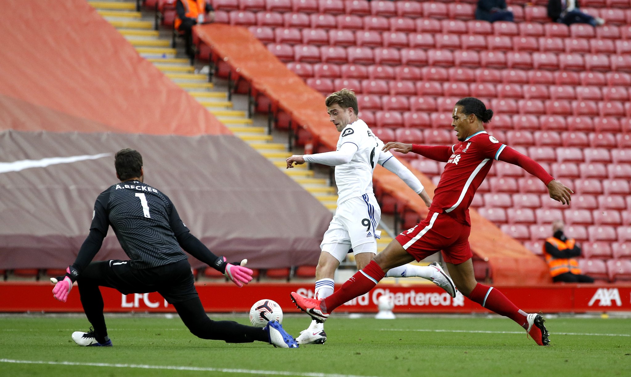 业态度和球 业态度和球